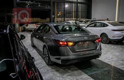 نيسان ألتيما